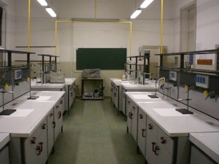 Vista del laboratorio di Chimica